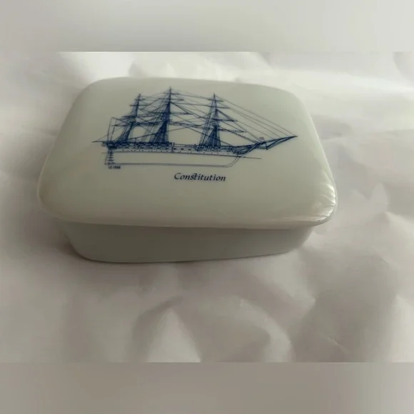 New Constitution Box White with Blue Constitution Ship Piccadilly West London